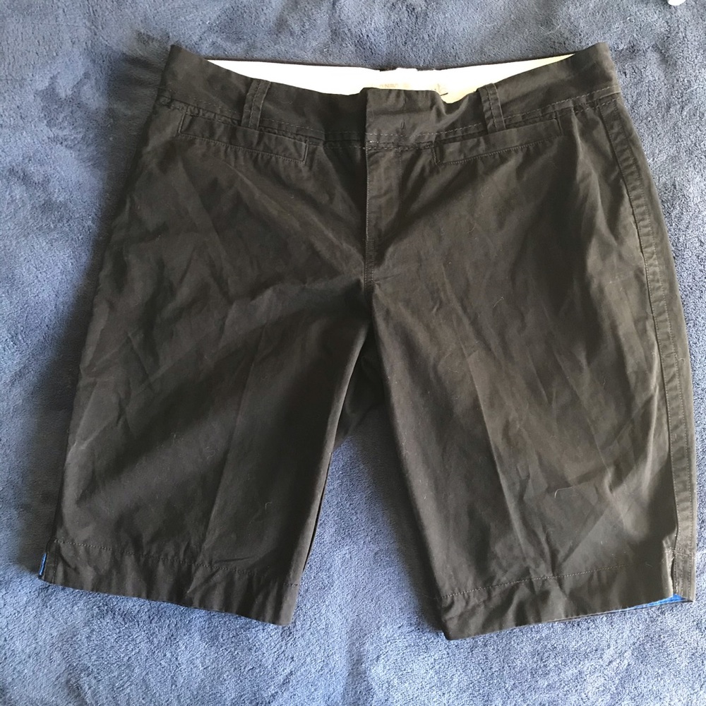 Old Navy- Bermuda shorts